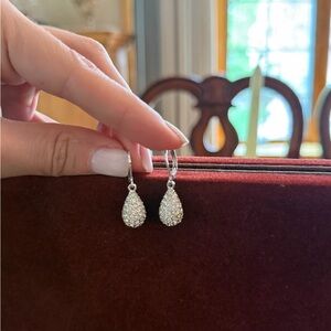 Set of Earrings & Lariat Necklace, Elegant Silver Teardrop